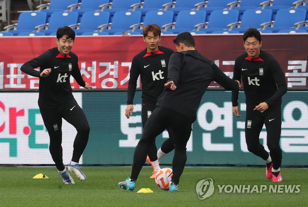 울산시, 국가대표 축구팀 경기장서 친환경 플라스틱 제품 홍보