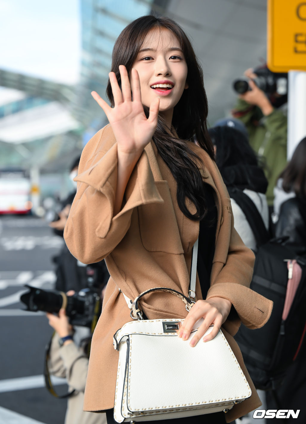 공항 안유진