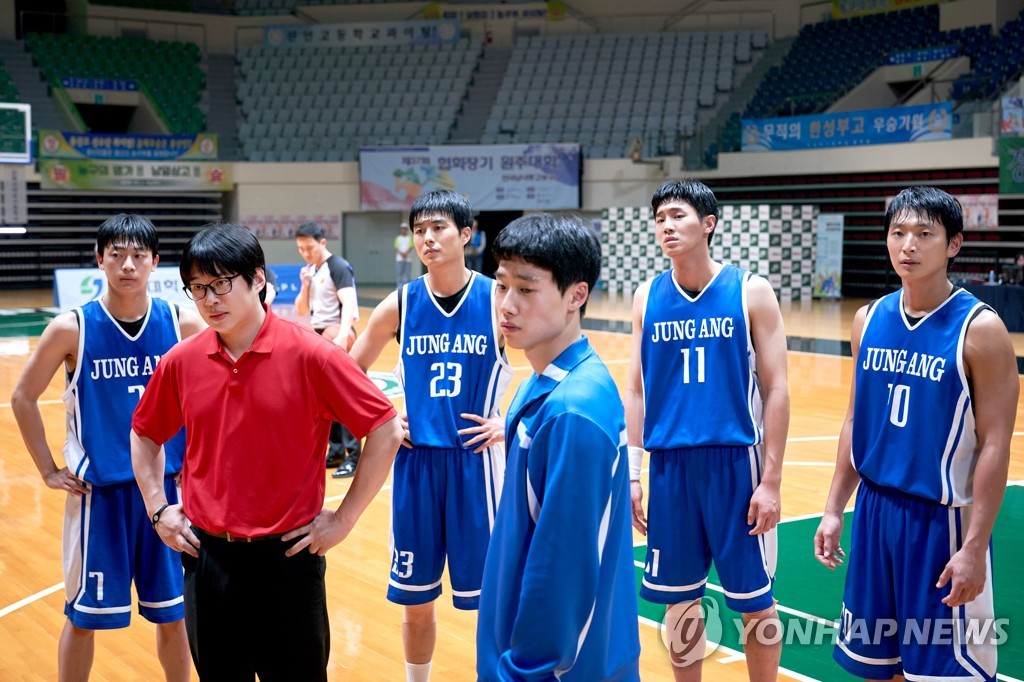 좌절했지만 다시 일어섰다…영화 '리바운드'