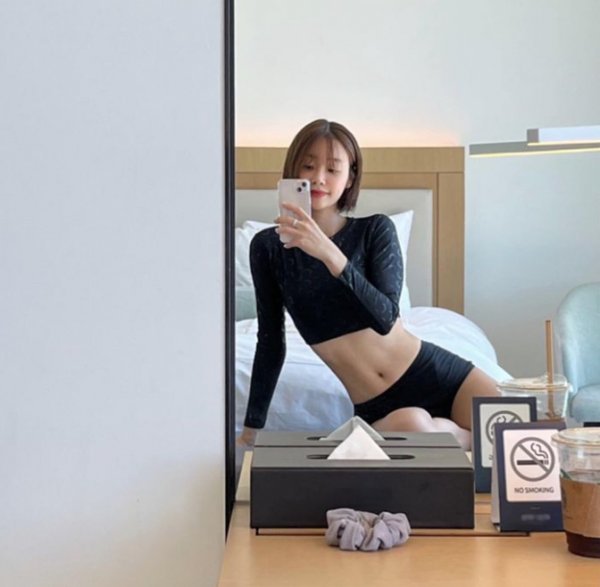AOA 출신 유나