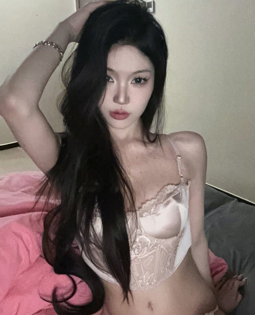 존나 예쁜 가슴