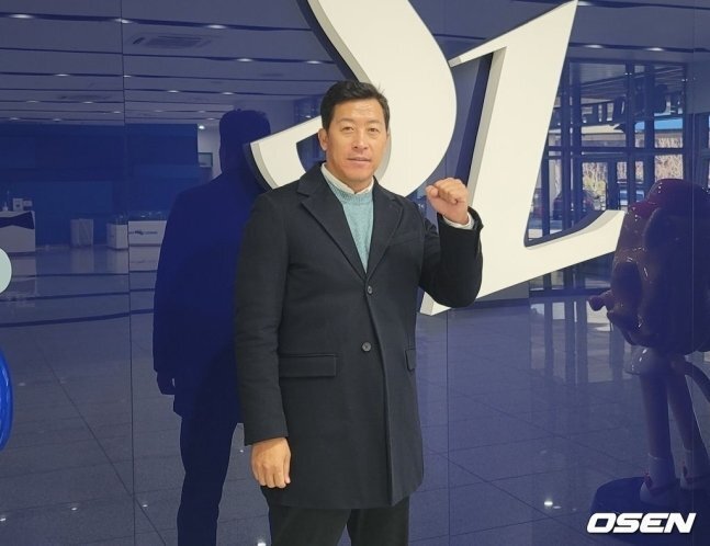 오피셜) 삼성 라이온즈 새 수석코치 이병규.jpg