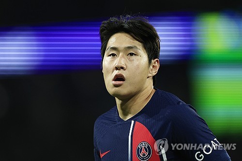 '이강인은 벤치' PSG, AC 밀란전 선발 명단 발표...교체로 '4경기 연속 공격포인트' 도전 예정 [UCL 라인업]