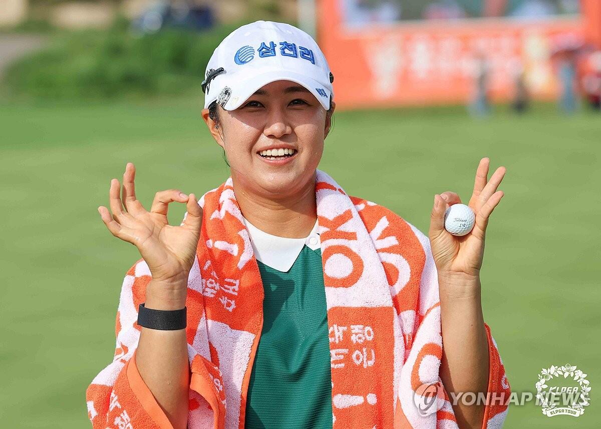 마다솜, KLPGA 투어 읏맨오픈 우승…연장서 신인 정소이 제압(종합)