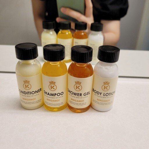 여자들 호텔 갈때 엄청 따지는 것중 하나.jpg