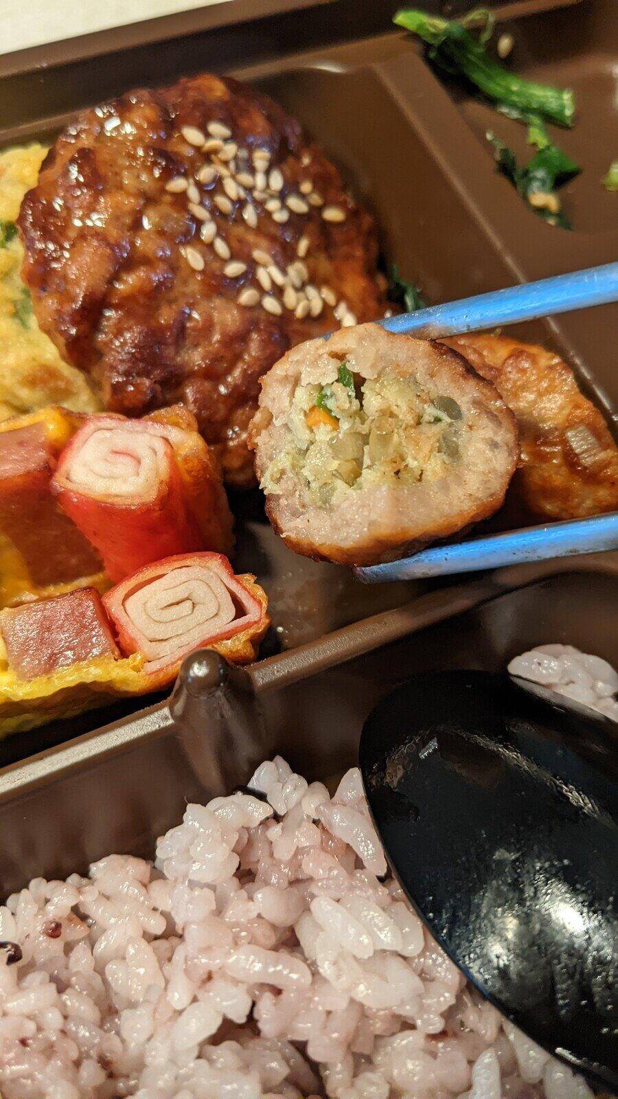 GS25에서 출시한 설날도시락.jpg