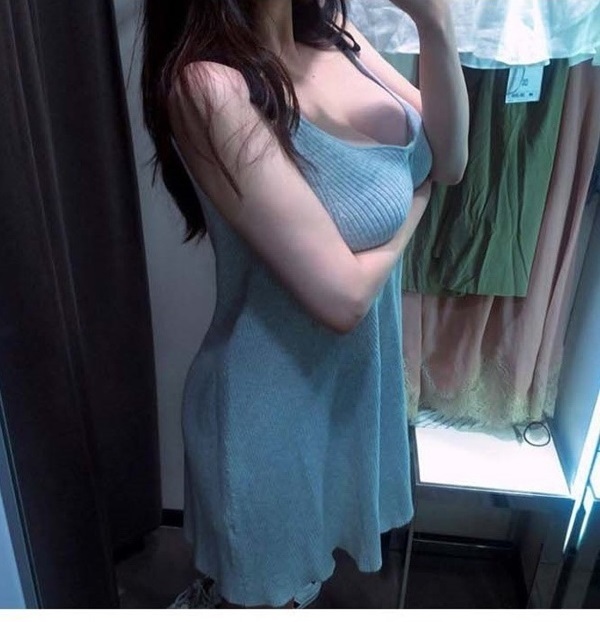 탈의실 셀카녀