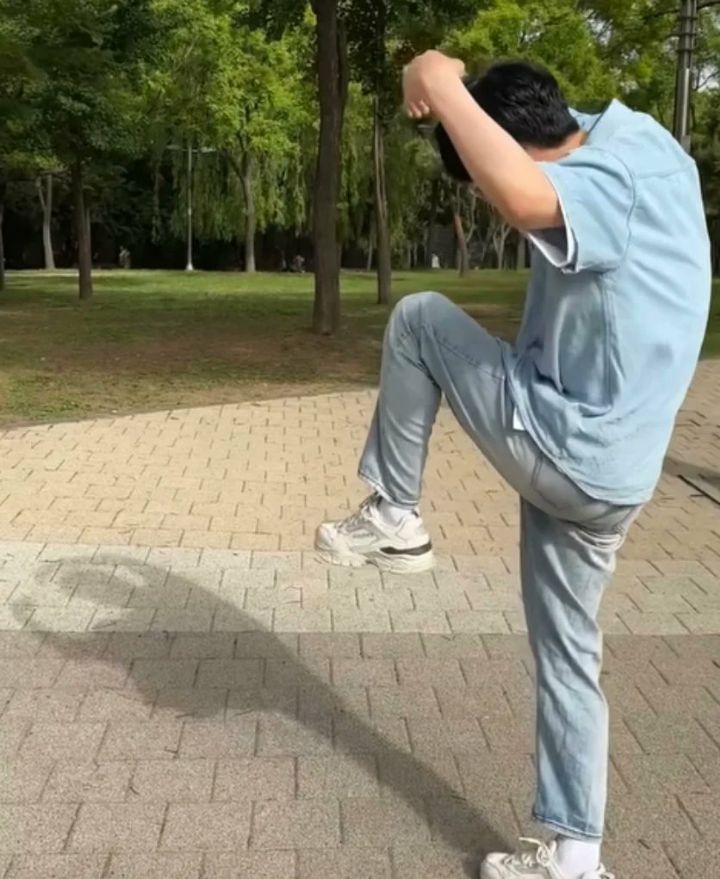 애인과 하트 인증샷 찍는 법